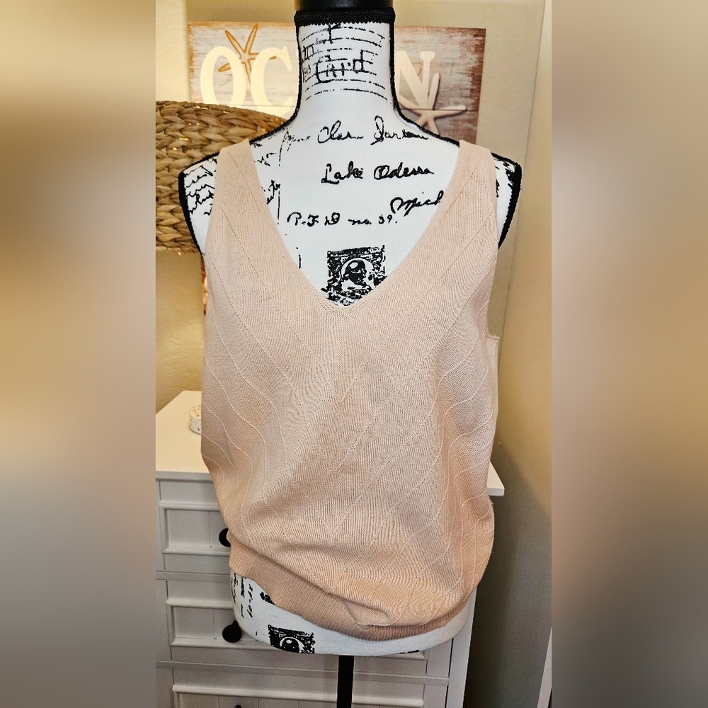 LOFT Peach Sleeveless Tank Top